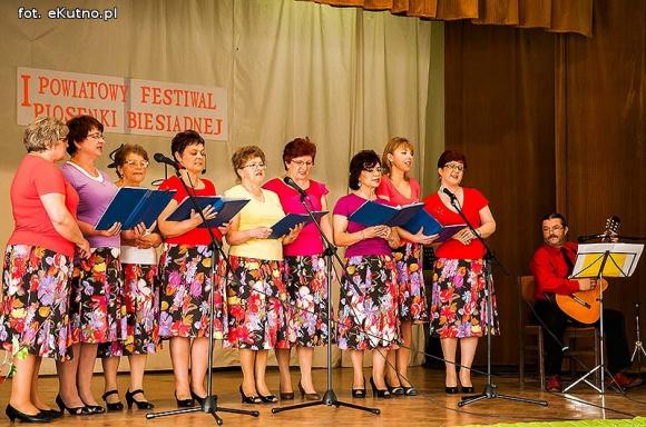 I Powiatowy Festiwal Piosenki Biesiadnej w Bedlnie