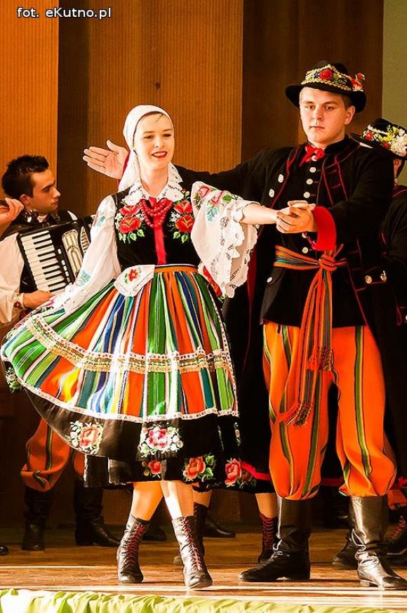 I Powiatowy Festiwal Piosenki Biesiadnej w Bedlnie