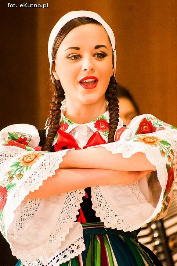 I Powiatowy Festiwal Piosenki Biesiadnej w Bedlnie