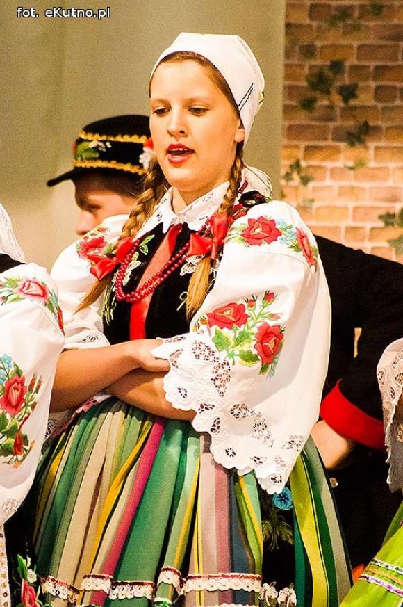 I Powiatowy Festiwal Piosenki Biesiadnej w Bedlnie