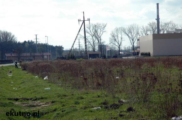 DNI ZIEMI: Mieszkańcy sprzątali w Podstrefie Kutno