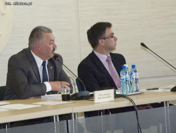 Afera zaproszeniowa. Serenda przeciw Staroście