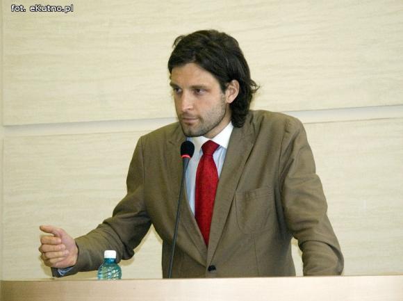 Afera zaproszeniowa. Serenda przeciw Staroście