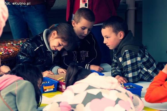 Musi być jakieś życie na osiedlu