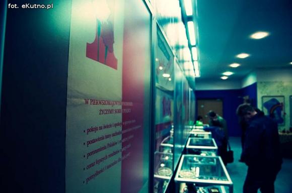 Musi być jakieś życie na osiedlu