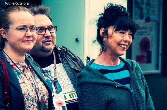 Musi być jakieś życie na osiedlu