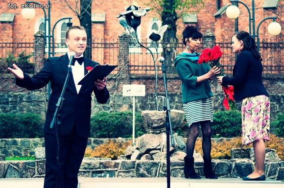 Musi być jakieś życie na osiedlu