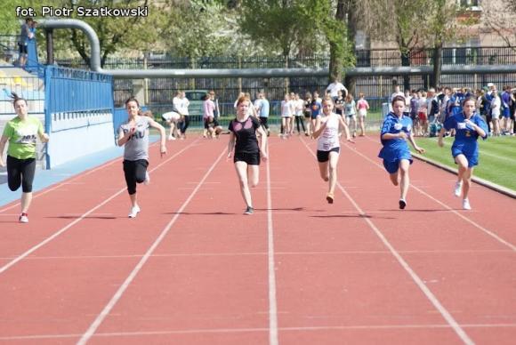 Finałowe zawody III Powiatowych Mistrzostw Gimnazjalnych w lekkiej atletyce