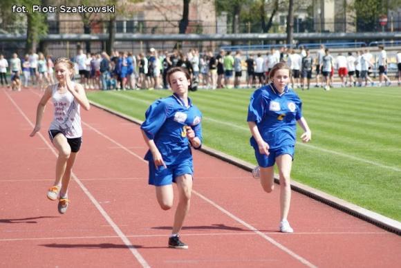 Finałowe zawody III Powiatowych Mistrzostw Gimnazjalnych w lekkiej atletyce