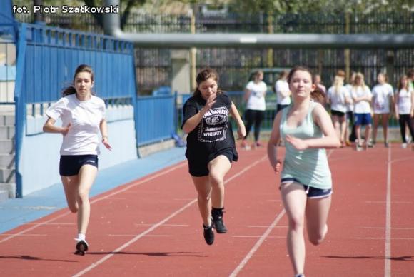 Finałowe zawody III Powiatowych Mistrzostw Gimnazjalnych w lekkiej atletyce
