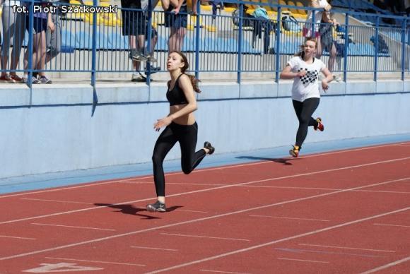 Finałowe zawody III Powiatowych Mistrzostw Gimnazjalnych w lekkiej atletyce