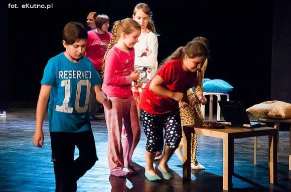 Piżama party i straszydła. Teatr Puszek zaprasza 27 maja