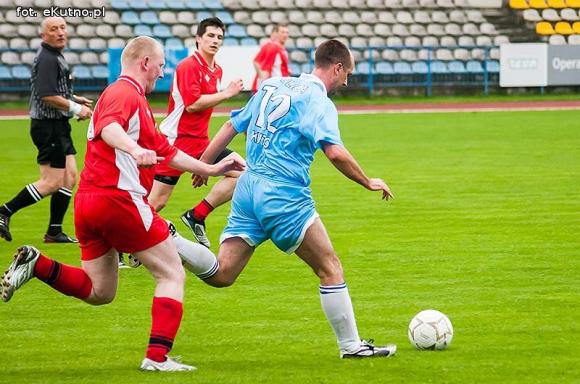Policjanci pokonali księży. Pożegnanie proboszcza Jana Dobrodzieja