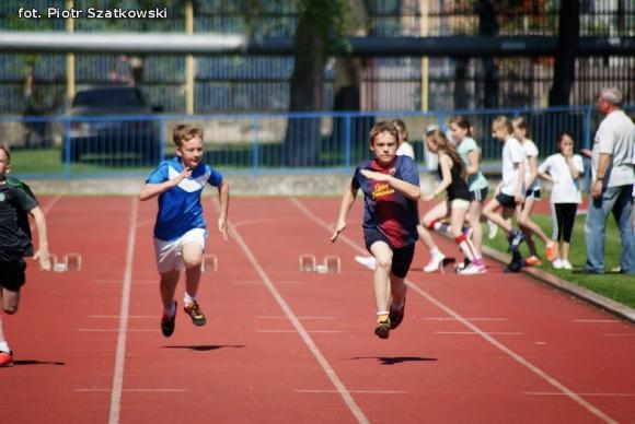 Igrzyska Młodzieży Szkolnej Mistrzostwa Powiatu w Czwórboju LA Dziewcząt i Chłopców Szkół Podstawowych