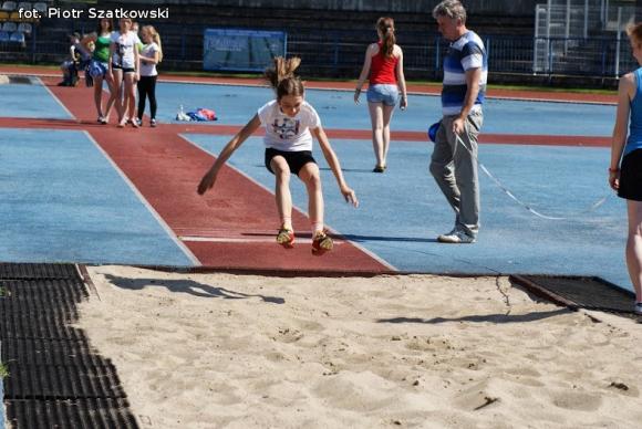 Igrzyska Młodzieży Szkolnej Mistrzostwa Powiatu w Czwórboju LA Dziewcząt i Chłopców Szkół Podstawowych