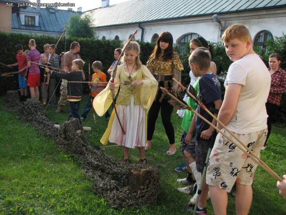 Kawa, listy, wypiekanie pity i Szeherezada. Noc w krośniewickim Muzeum