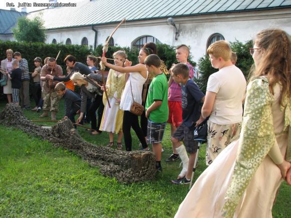 Kawa, listy, wypiekanie pity i Szeherezada. Noc w krośniewickim Muzeum