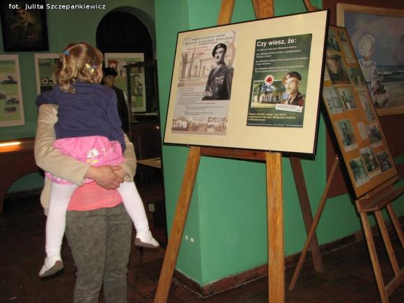 Kawa, listy, wypiekanie pity i Szeherezada. Noc w krośniewickim Muzeum