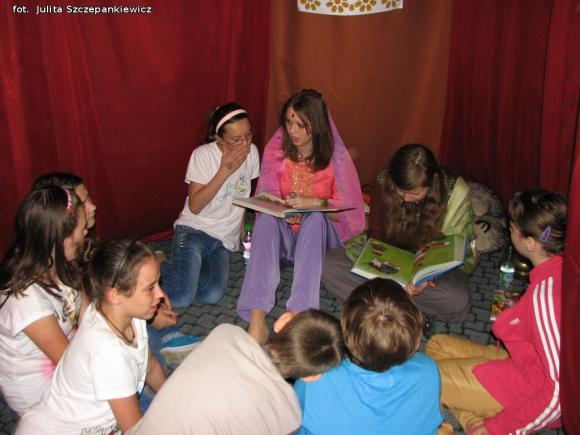 Kawa, listy, wypiekanie pity i Szeherezada. Noc w krośniewickim Muzeum