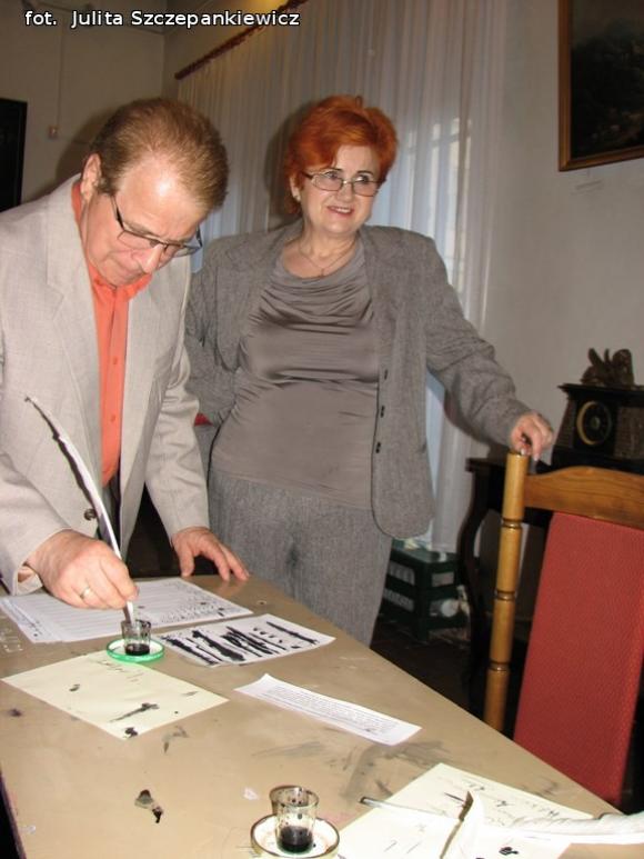 Kawa, listy, wypiekanie pity i Szeherezada. Noc w krośniewickim Muzeum