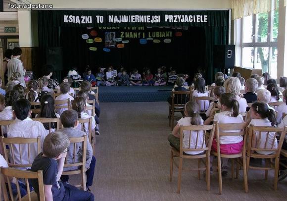 Pasowanie na czytelnika w SP nr 9