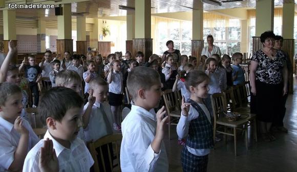 Pasowanie na czytelnika w SP nr 9