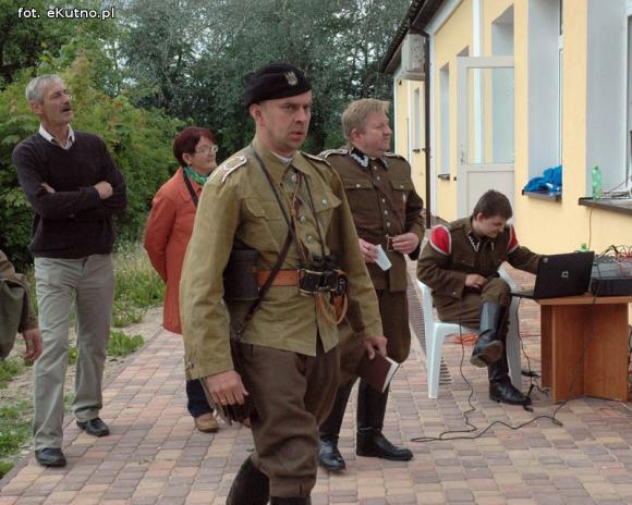 Nauka musztry. Podziękowania i zakończenie seminarium w Klonowcu