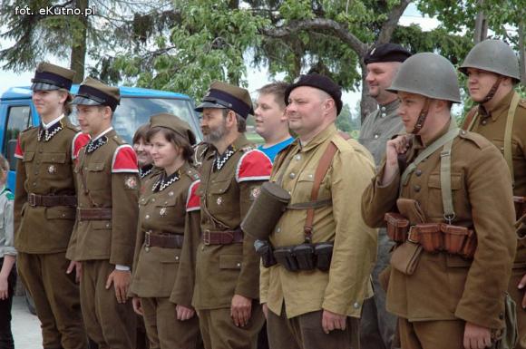 Nauka musztry. Podziękowania i zakończenie seminarium w Klonowcu
