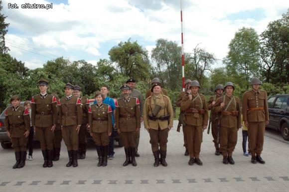 Nauka musztry. Podziękowania i zakończenie seminarium w Klonowcu