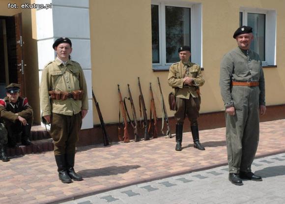 Nauka musztry. Podziękowania i zakończenie seminarium w Klonowcu