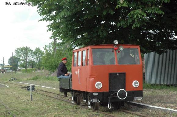 Z miłości do zabytkowej krośniewickiej kolejki wąskotorowej. Burmistrz przeciw?