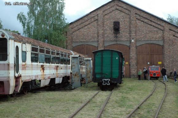 Z miłości do zabytkowej krośniewickiej kolejki wąskotorowej. Burmistrz przeciw?