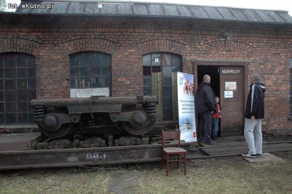 Z miłości do zabytkowej krośniewickiej kolejki wąskotorowej. Burmistrz przeciw?