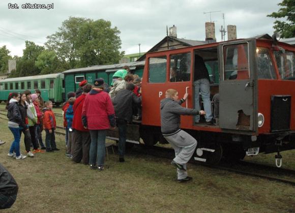 Z miłości do zabytkowej krośniewickiej kolejki wąskotorowej. Burmistrz przeciw?