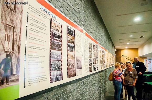 Pod patronatem eKutno.pl: Szkoła, która dała korzenie i skrzydła. Dziękujemy Teściowej!