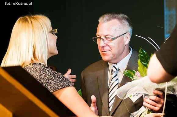 Pod patronatem eKutno.pl: Szkoła, która dała korzenie i skrzydła. Dziękujemy Teściowej!