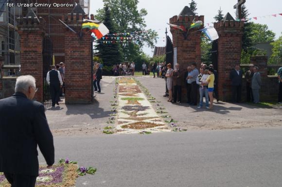 Boże Ciało w Oporowie