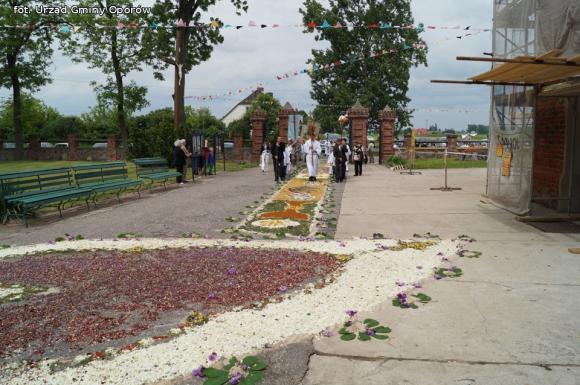 Boże Ciało w Oporowie