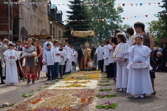 Boże Ciało w Oporowie