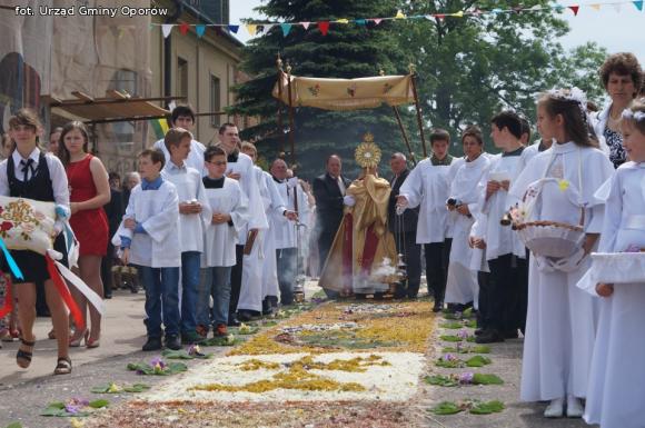 Boże Ciało w Oporowie