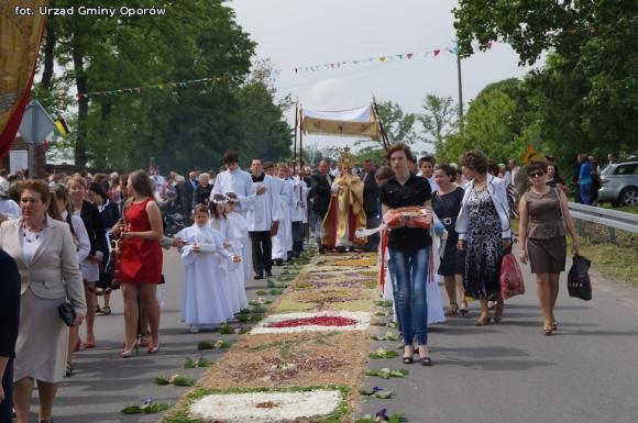 Boże Ciało w Oporowie