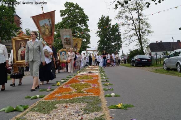 Boże Ciało w Oporowie