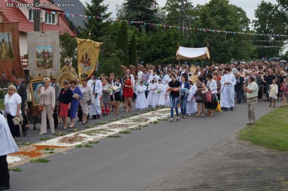 Boże Ciało w Oporowie