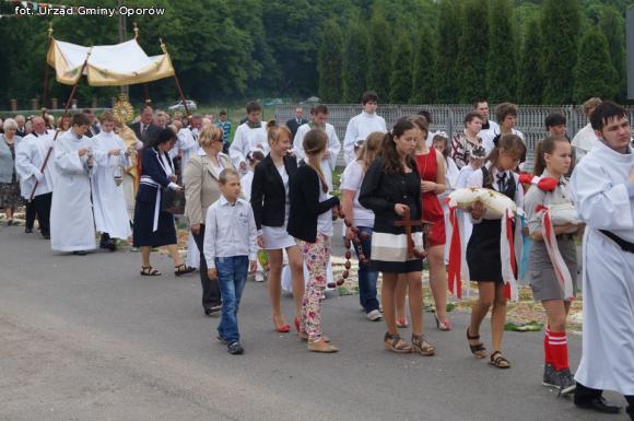 Boże Ciało w Oporowie