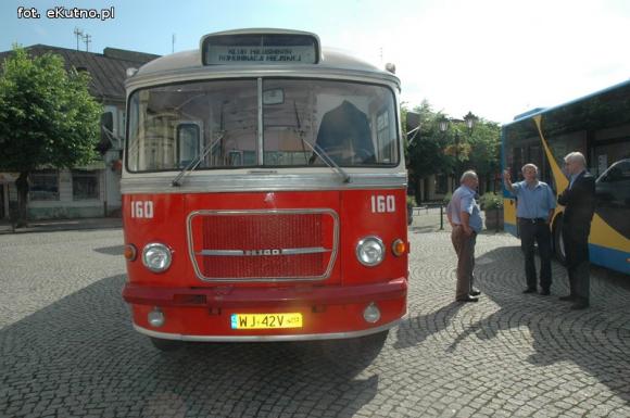 Przejedź się SANem H-100 B i Electric Smile