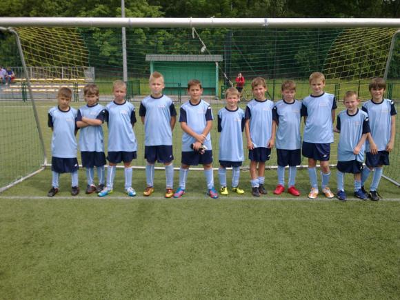 II miejsce Drużyny Świętego Mikołaja z Krośniewic w Turnieju Piłkarskim Warty Sieradz Junior rocznik 2002 OPEN HAIR CUP