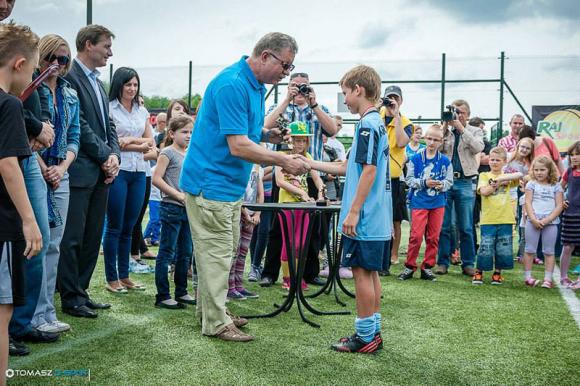 II miejsce Drużyny Świętego Mikołaja z Krośniewic w Turnieju Piłkarskim Warty Sieradz Junior rocznik 2002 OPEN HAIR CUP