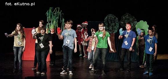 Zapraszamy jutro na spektakle ŁAPY 2013