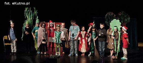 Zapraszamy jutro na spektakle ŁAPY 2013