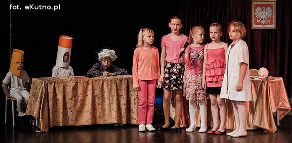 Zapraszamy jutro na spektakle ŁAPY 2013